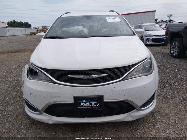 2018 CHRYSLER PACIFICA TOURING L PLUS — I115