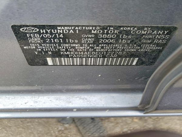 2014 HYUNDAI ELANTRA GLS (Middle)