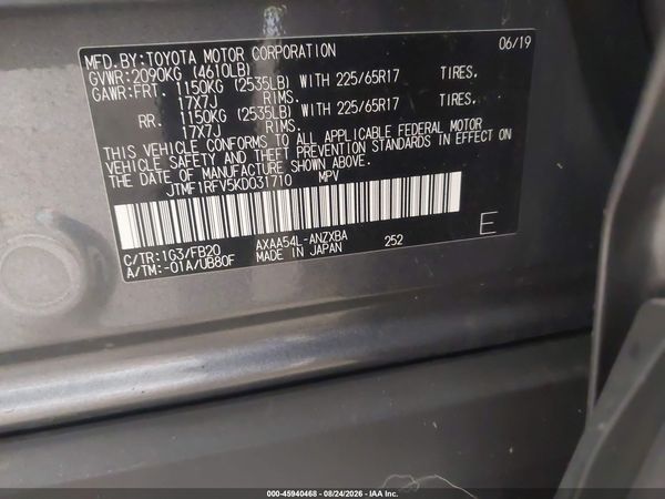 2019 TOYOTA RAV4 LE — I9