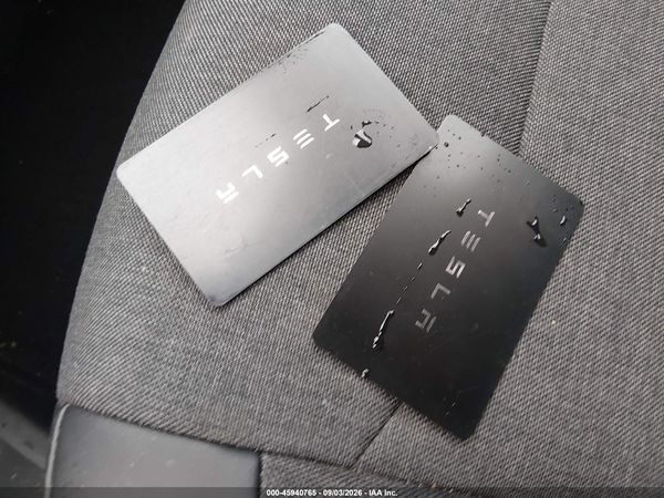 2026 TESLA MODEL Y — I11