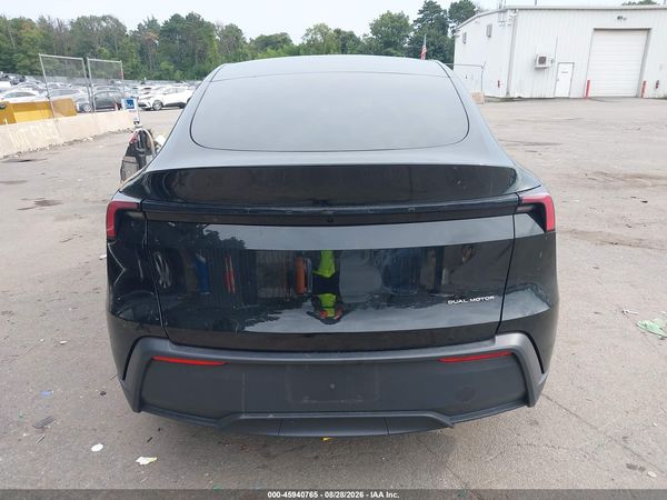 2026 TESLA MODEL Y — I119