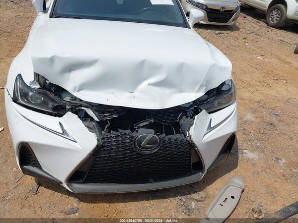 2017 LEXUS IS 200T — I6
