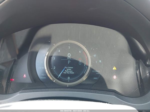 2017 LEXUS IS 200T — I7