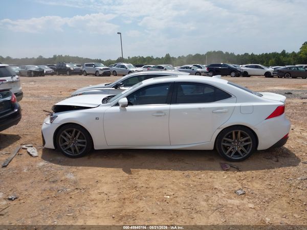 2017 LEXUS IS 200T — I117