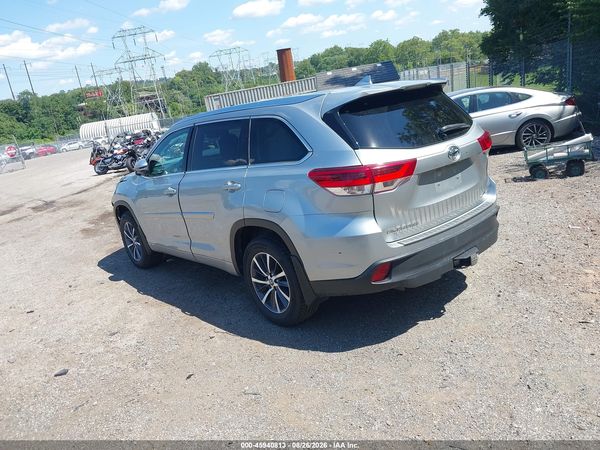 2018 TOYOTA HIGHLANDER XLE