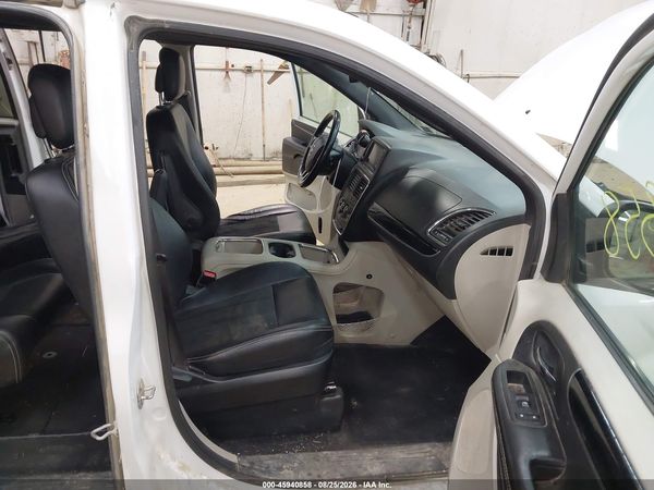 2019 DODGE GRAND CARAVAN SXT — I5