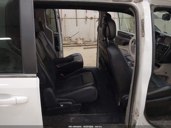 2019 DODGE GRAND CARAVAN SXT — I8
