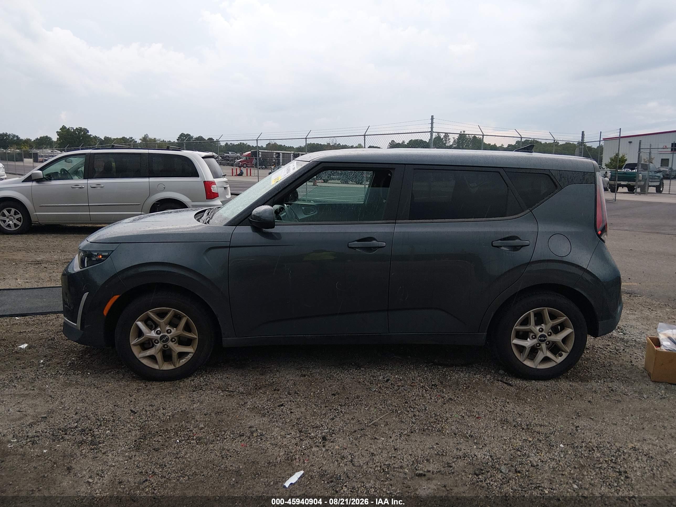 2023 KIA SOUL LX