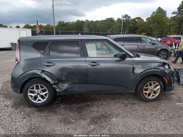 2023 KIA SOUL LX