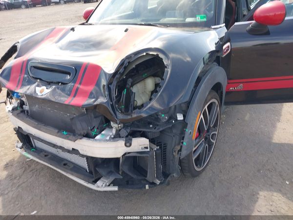 2017 MINI CLUBMAN JOHN COOPER WORKS — I6