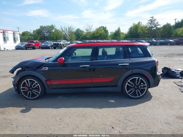 2017 MINI CLUBMAN JOHN COOPER WORKS — I117