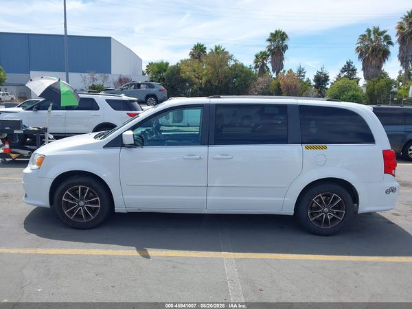 2017 DODGE GRAND CARAVAN SXT