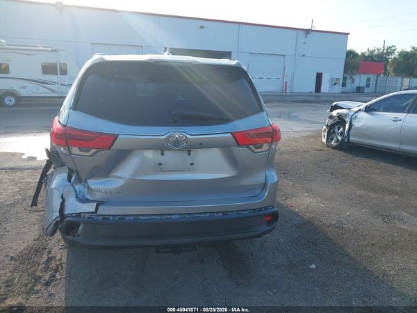 2018 TOYOTA HIGHLANDER XLE
