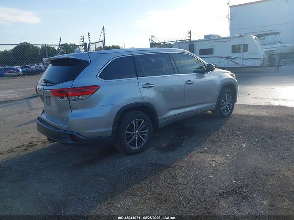 2018 TOYOTA HIGHLANDER XLE