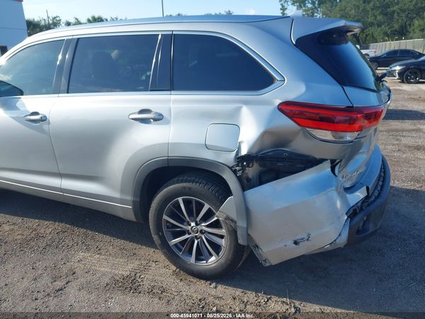 2018 TOYOTA HIGHLANDER XLE