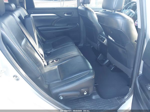 2018 TOYOTA HIGHLANDER XLE