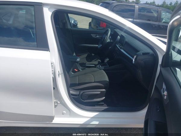 2023 KIA FORTE LXS — I5