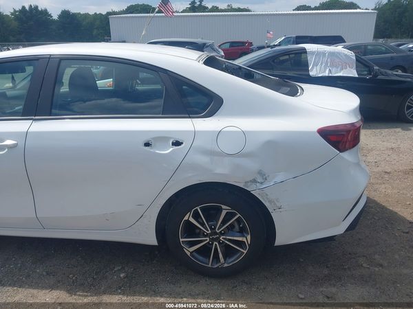 2023 KIA FORTE LXS — I6