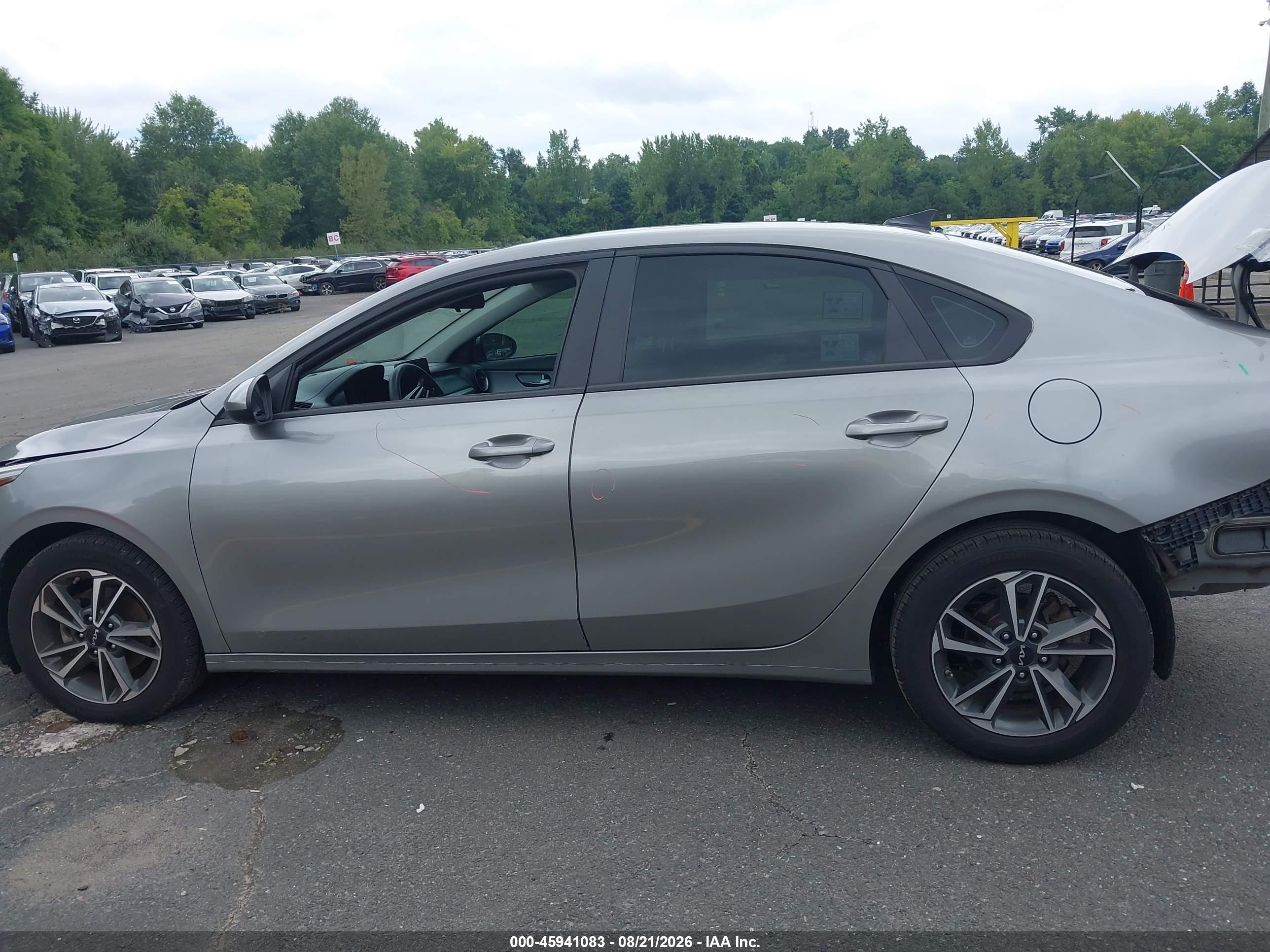 2023 KIA FORTE LXS