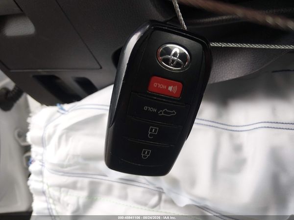 2024 TOYOTA HIGHLANDER XLE — I11