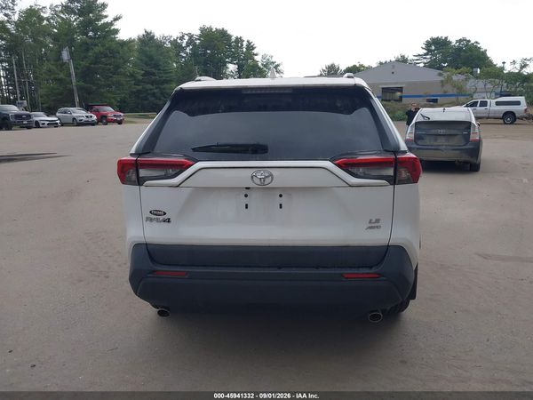 2019 TOYOTA RAV4 LE — I119