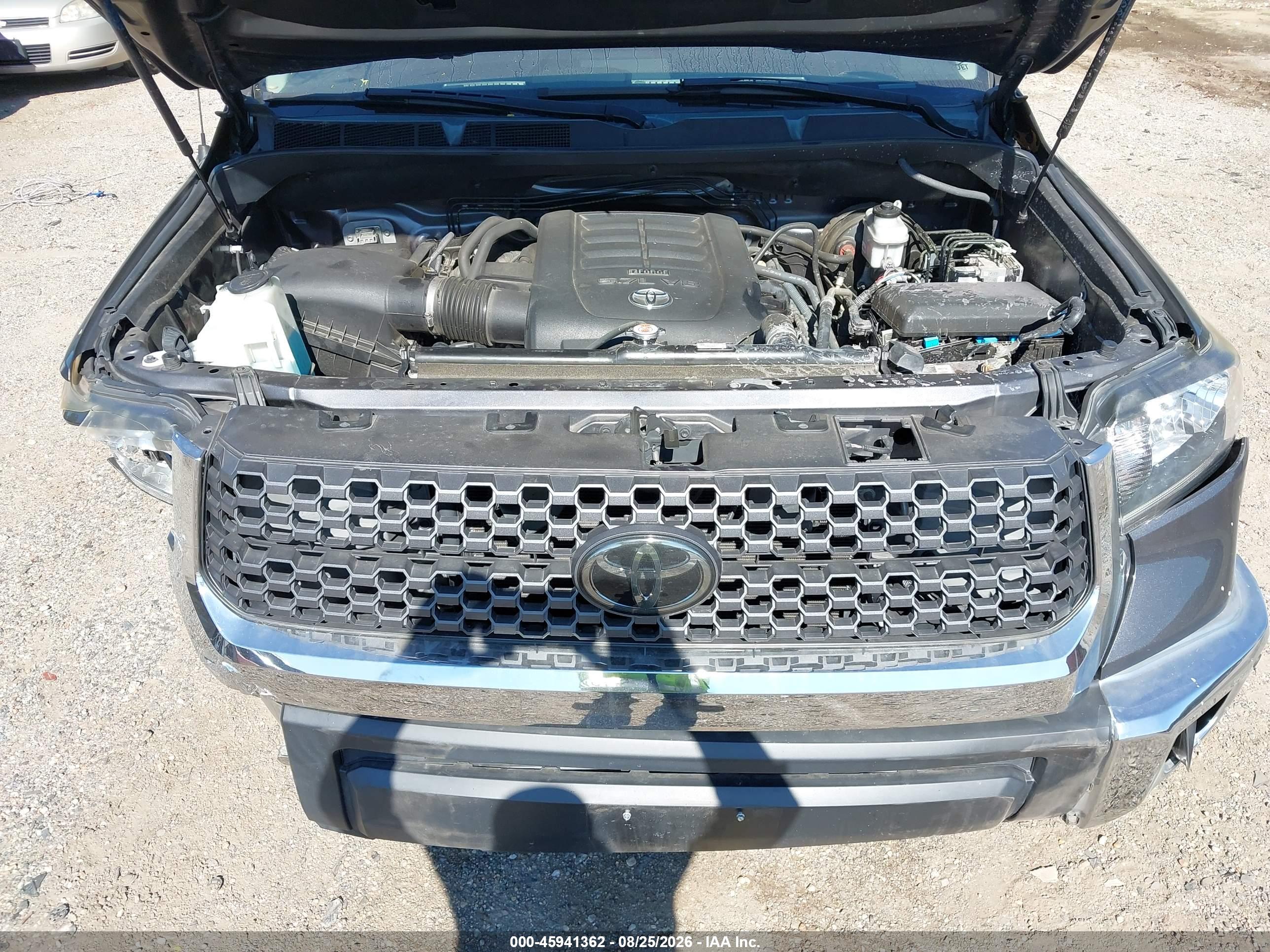 2019 TOYOTA TUNDRA SR5 5.7L V8