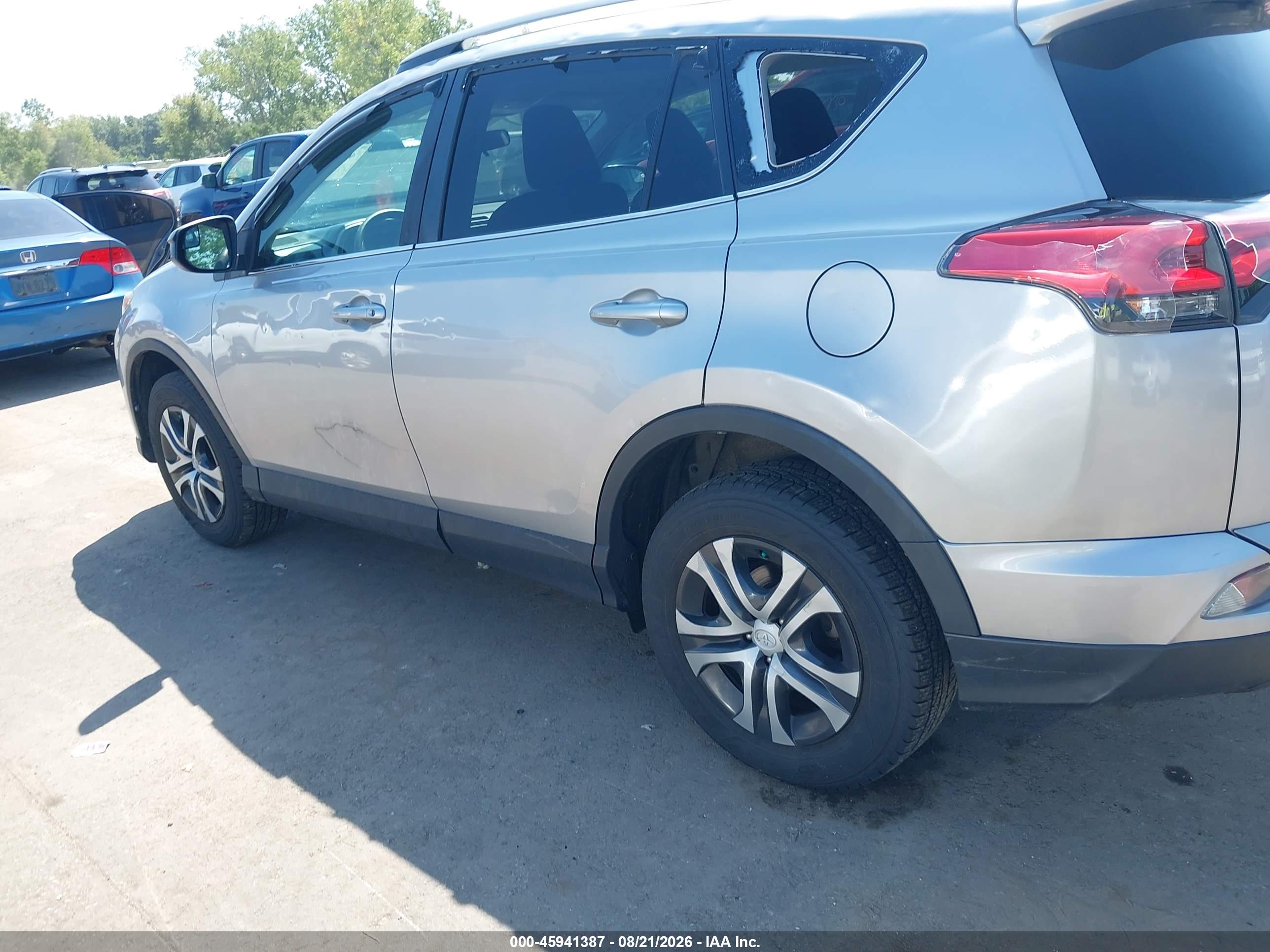 2017 TOYOTA RAV4 LE