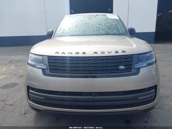 2026 LAND ROVER RANGE ROVER P400 SE