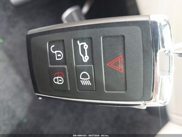 2026 LAND ROVER RANGE ROVER P400 SE