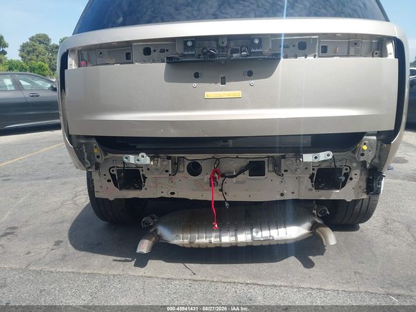 2026 LAND ROVER RANGE ROVER P400 SE