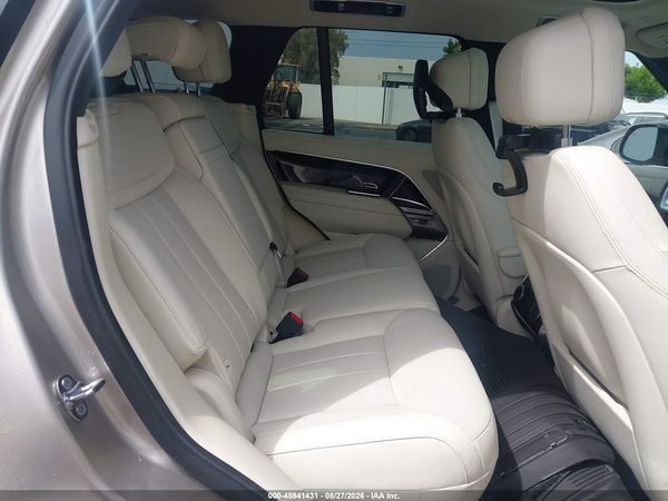 2026 LAND ROVER RANGE ROVER P400 SE