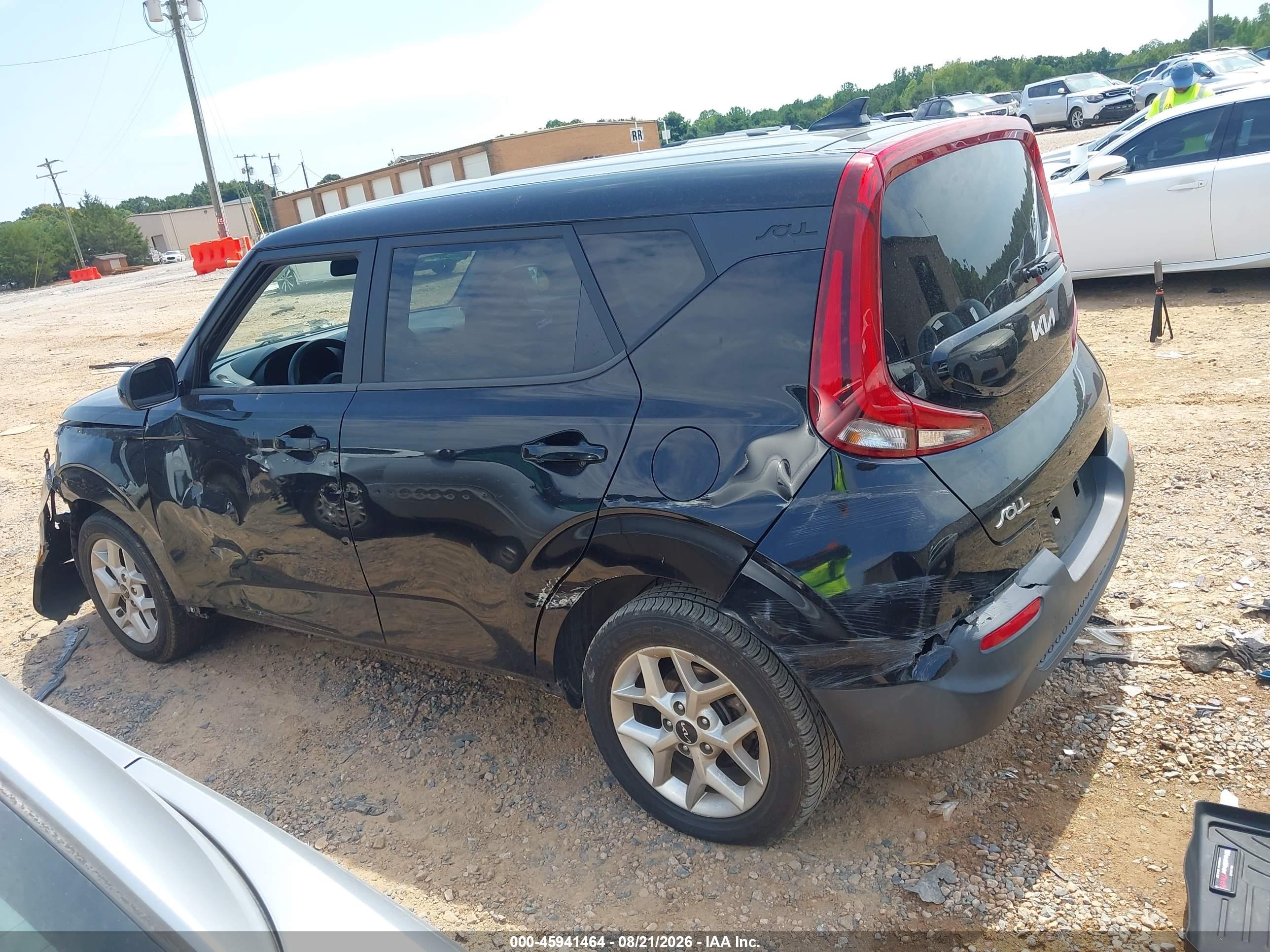 2022 KIA SOUL LX