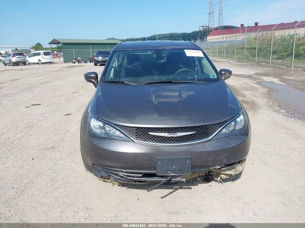 2017 CHRYSLER PACIFICA LX