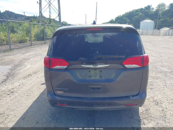 2017 CHRYSLER PACIFICA LX