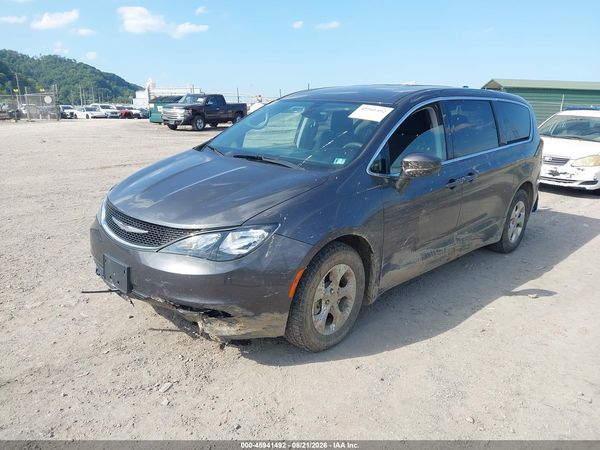 2017 CHRYSLER PACIFICA LX