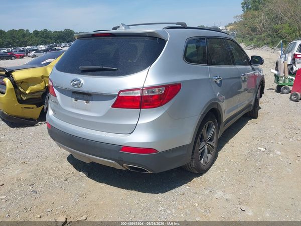 2016 HYUNDAI SANTA FE SE