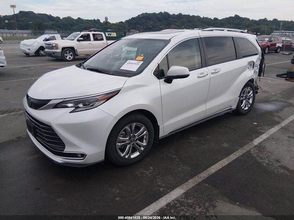2022 TOYOTA SIENNA — I2