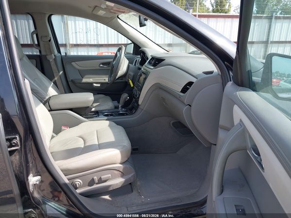 2015 CHEVROLET TRAVERSE LT — I5