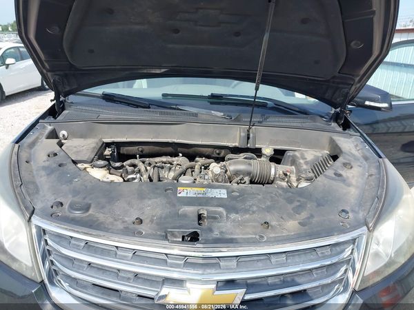 2015 CHEVROLET TRAVERSE LT — I10
