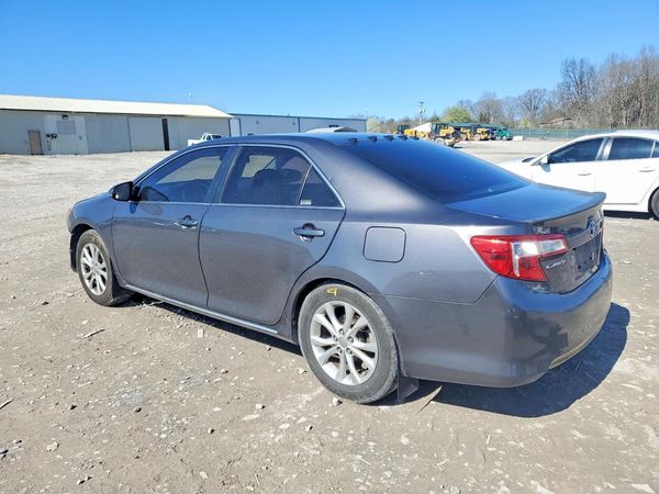 2014 TOYOTA CAMRY