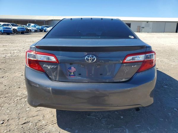 2014 TOYOTA CAMRY
