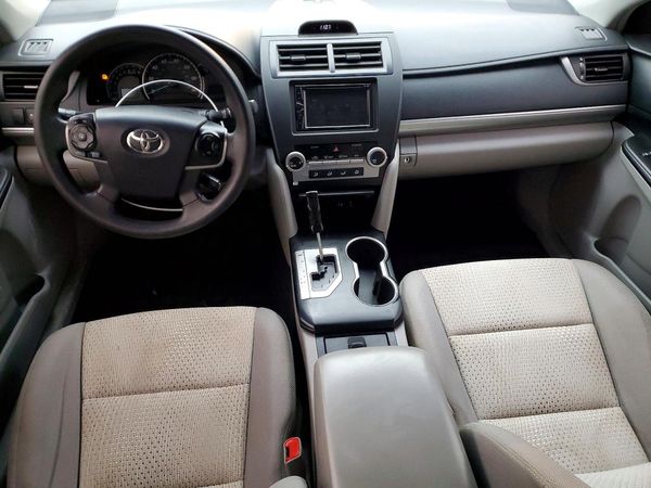 2014 TOYOTA CAMRY