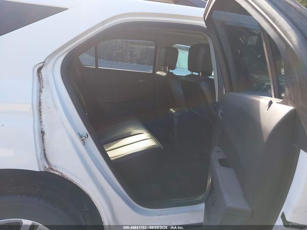 2015 CHEVROLET EQUINOX LT — I8