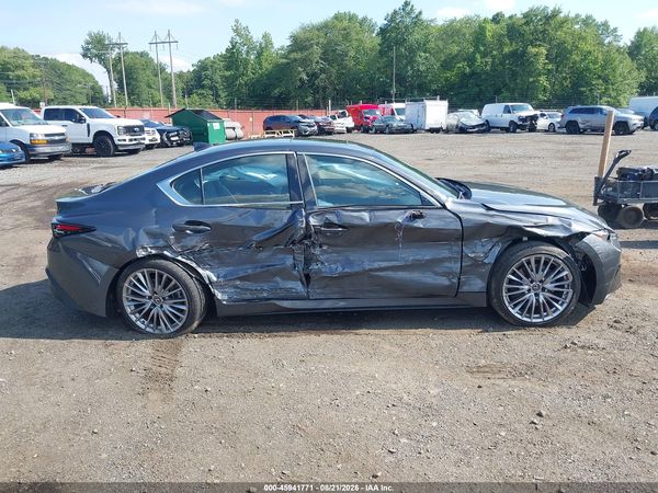 2022 LEXUS IS 300 300 Premium