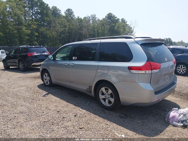 2012 TOYOTA SIENNA LE V6 8 PASSENGER — I3