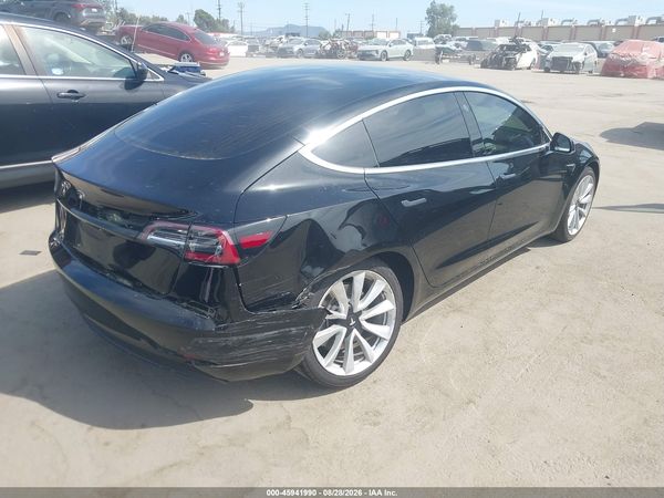 2018 TESLA MODEL 3 — I4