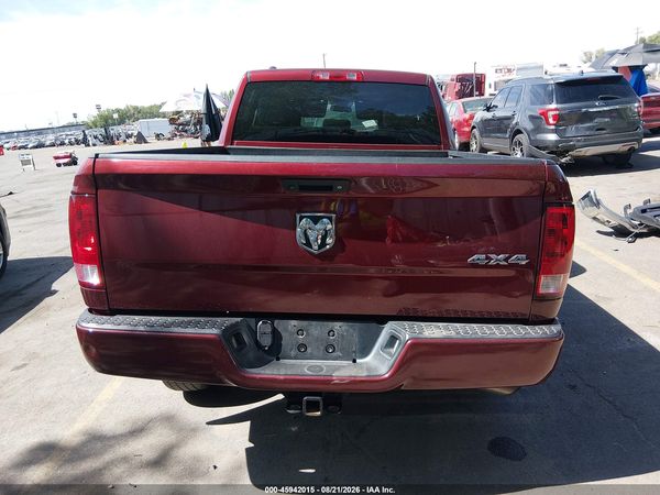 2018 RAM 1500 EXPRESS  4X4 6'4 BOX