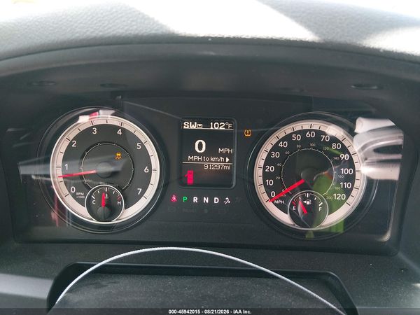 2018 RAM 1500 EXPRESS  4X4 6'4 BOX