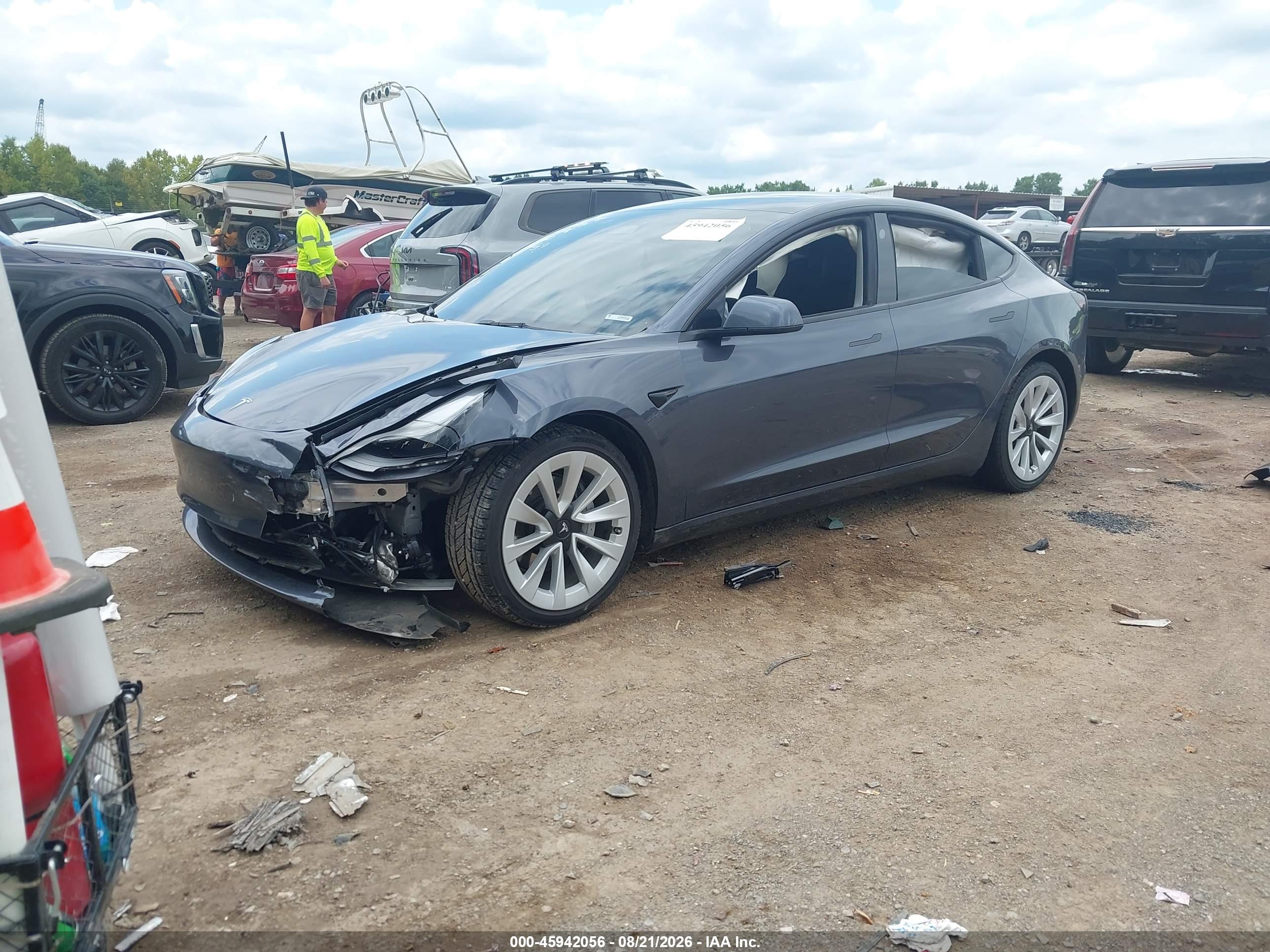 2023 TESLA MODEL 3 REAR-WHEEL DRIVE — I2
