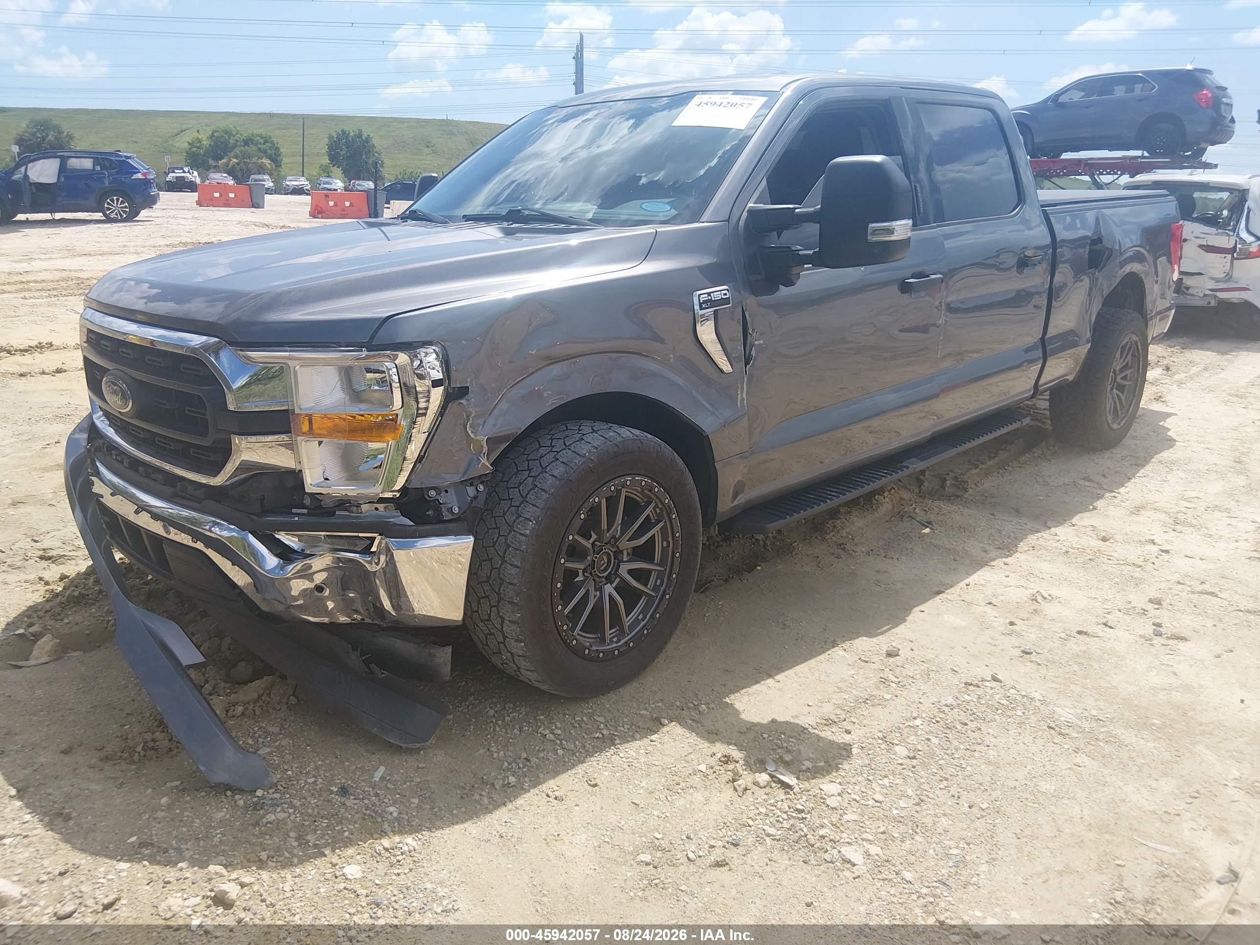 2021 FORD F-150 XLT — I2
